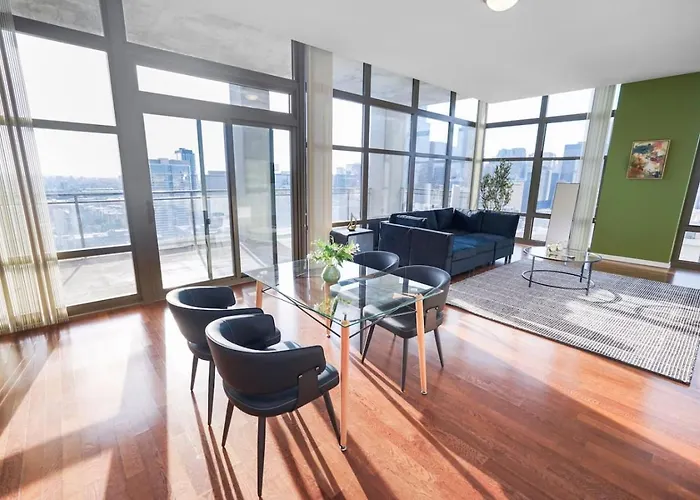 29th Floor 2br Grant Park With Balcony, Gym * Chicago